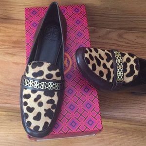 Tory Burch loafers, leopard print & brown leather